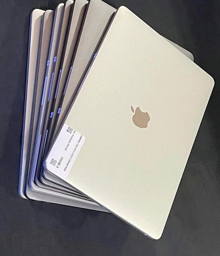 MacBook Visit